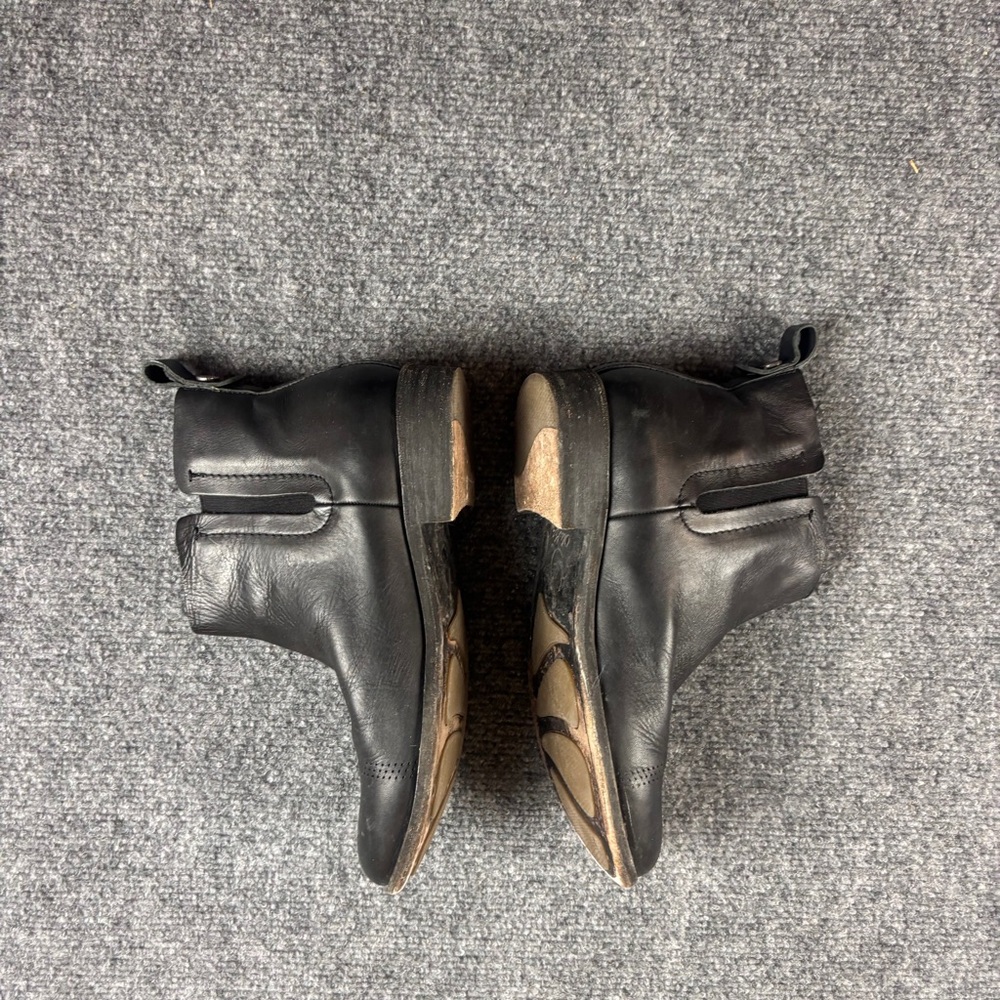 OLUKAI Women’s Black Leather Malie Booties Size: 8 - Picture 10 of 10